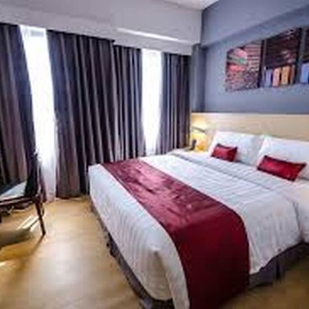 Neo+ Penang Hotel Джордж Таун Екстериор снимка