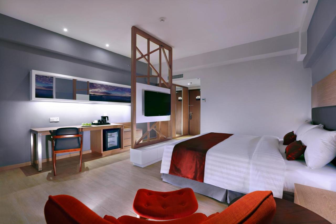 Neo+ Penang Hotel Джордж Таун Екстериор снимка
